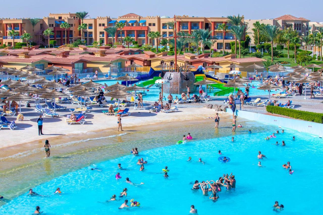 TITANIC BEACH SPA & AQUA PARK HURGHADA | 5-STAR ACCOMMODATION VILLAGES ROAD